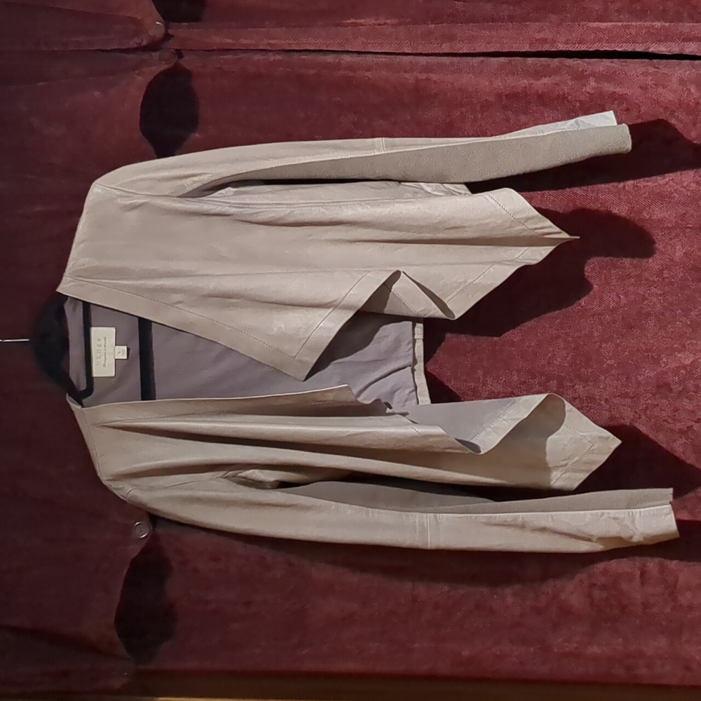 Hinge leather jacket